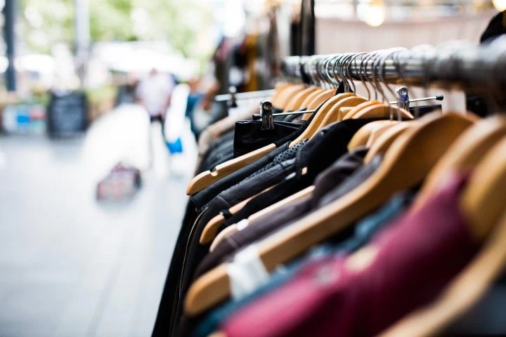 Empezó revendiendo ropa y ahora tiene su propia marca con la que factura 22 millones por mes