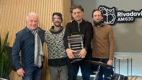 Orejero Trío nos acompañó en el cierre del programa con música en el estudio