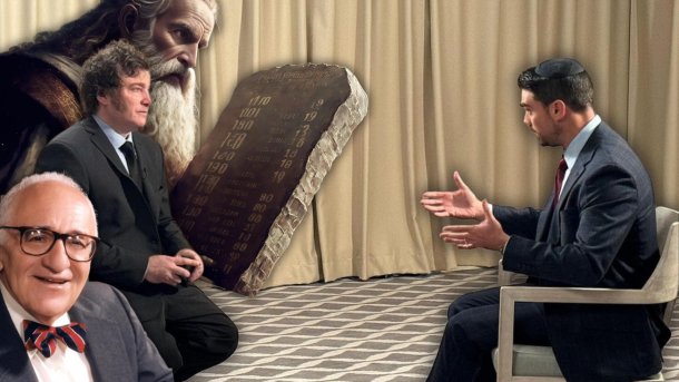 "Divinidades y autocracia"