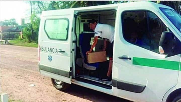 Santiago del Estero: una ambulancia transportaba fernet y gaseosa y aseguran que era para el hijo de un intendente