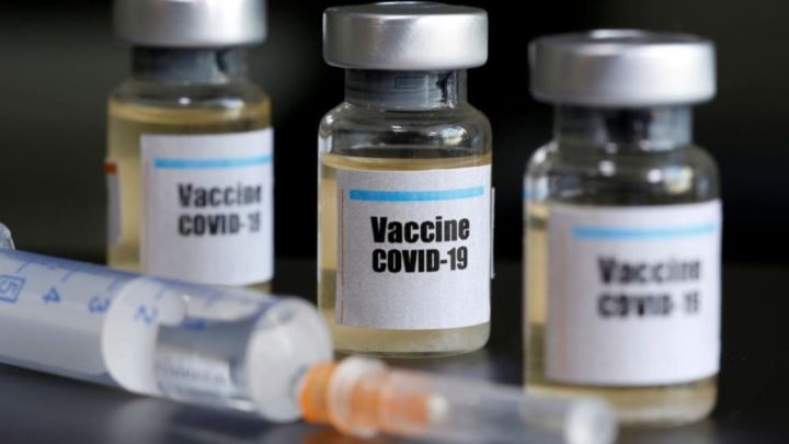 Romina Gigliotti, titular de Vacunar, aseguró que las dosis son “seguras y eficaces”
