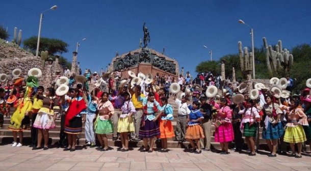 La historia de Edmundo Zaldívar en el Día del Carnavalito