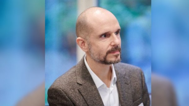 Federico Fernández: “El enemigo es la combustión, no la nicotina”