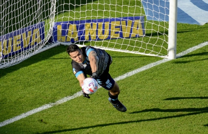 Racing eliminó por penales a Boca y es finalista de la Copa de la Liga