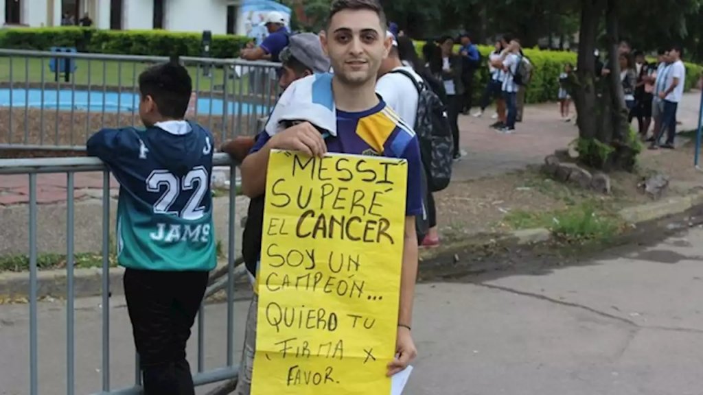 Lautaro Cabrera le hizo un cartel a Messi y cumplió su sueño: “Cada recaída mía la tomaba como las finales que perdía Messi, hasta que la última la ganamos”