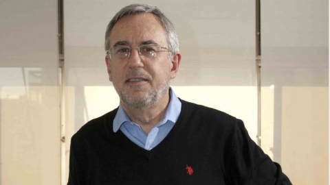 Juan Luis Bour: "Por más que Guzmán diga que no, lo que están haciendo son medidas de aguante"