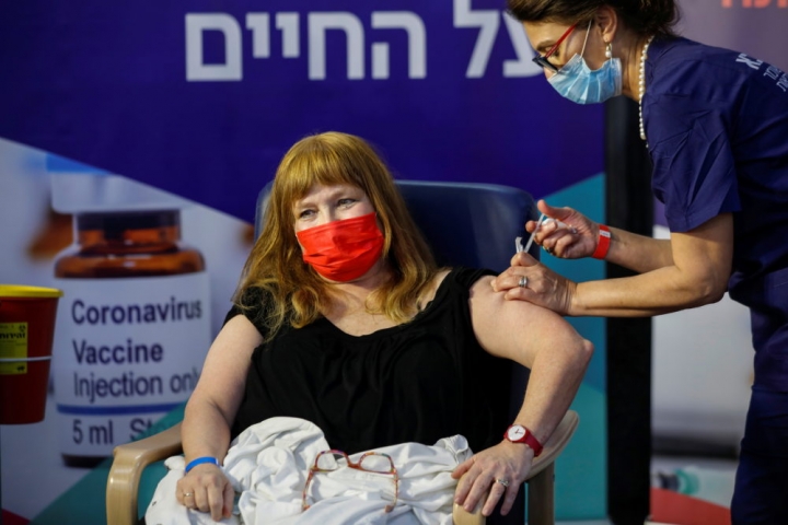 Israel preocupada por la variante Delta, aún en vacunados