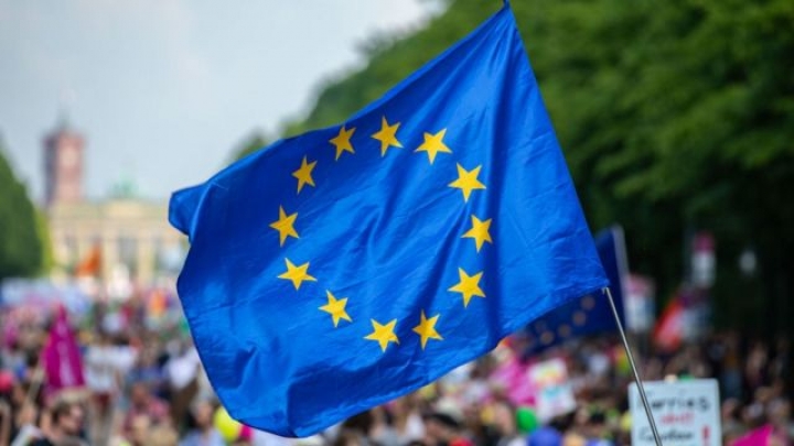 La Unión Europea aprobó un certificado digital para viajar