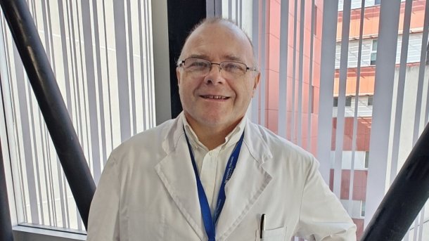 Dr. Eduardo Stonski: 