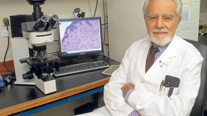 Desarrolló la vacuna contra el melanoma y después de 30 años está en la etapa final