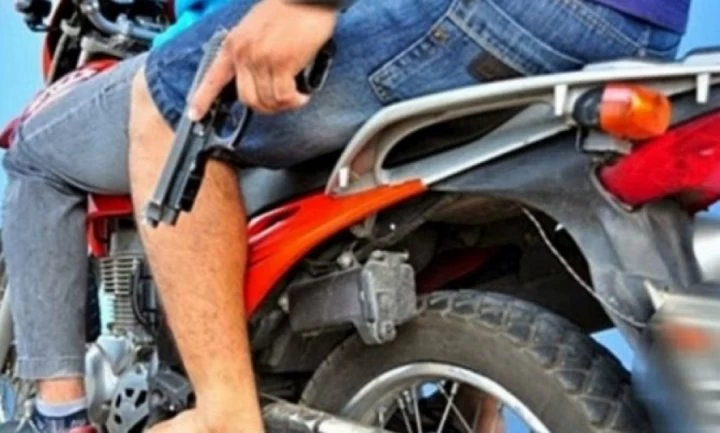 Su hijo perdió la visión tras un ataque de motochorros y deben juntar 50 mil dólares para un tratamiento en China