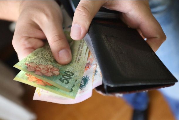 Salarios vs inflación: el sector informal perdió casi un año de sueldos desde el 2017
