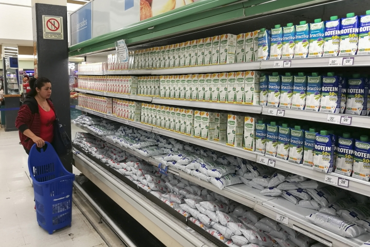 La leche en Argentina: "Cada persona consume 20 litros menos al año"