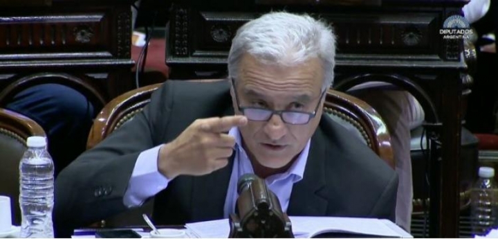 Javier Campos: &quot;Hoy se debería presentar el Presupuesto 2022, pero algo dice que estarían recalculando&quot;
