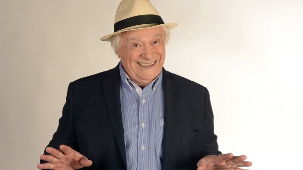 Héctor Larrea: "Rivadavia volvió con todo, a mi me encanta y me hace feliz porque le tengo mucho afecto"