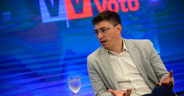 El análisis de imagen positiva y negativa de los políticos