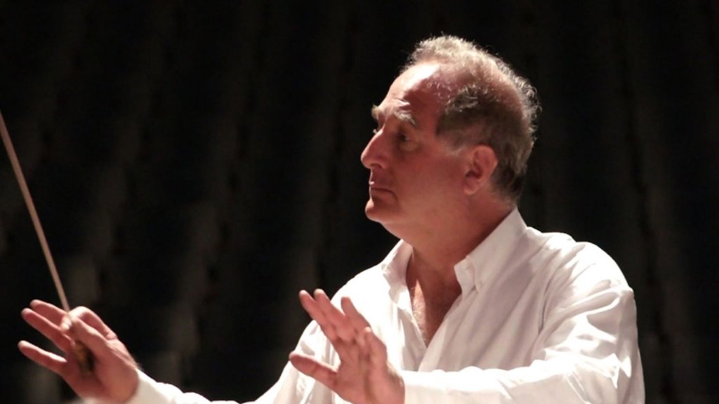 José Luis Castiñeira de Dios: "Los jóvenes formados en conservatorios elevan la calidad musical del folklore"