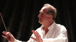 José Luis Castiñeira de Dios: "Los jóvenes formados en conservatorios elevan la calidad musical del folklore"