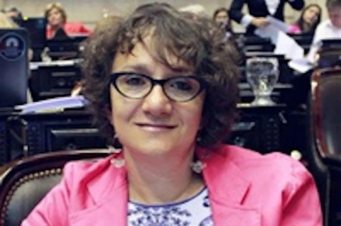 Mara Brawer : "El papa sabe que el presidente tiene en mente mandar el proyecto del aborto al Congreso"