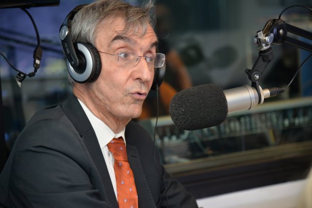 El editorial de Nelson Castro: "El presidente en su indignidad"