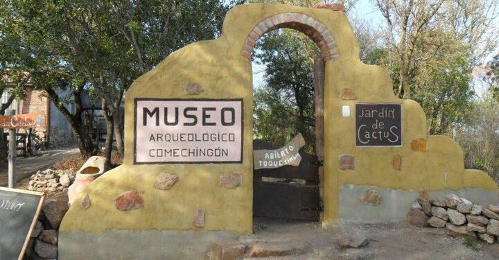Alberto y Marcela crearon el Museo Comechingón y un jardín de cactus camino a las Altas Cumbres.