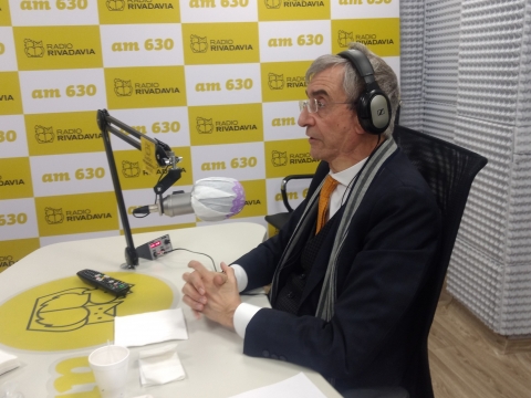 El Editorial de Nelson Castro: "El miedo es el único instrumento que tiene el gobierno para bajar los casos"