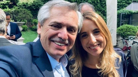 "Las vacunas llegarán antes de navidad" aseguró Cecilia Nicolini