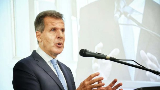 Martín Redrado: "Estamos caminando por una cornisa entre el abismo inflacionario y el cambiario"