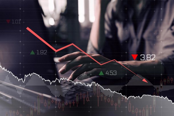 Crisis económica: "Atravesamos una recesión simétrica en la que todos contribuyen un poquito"