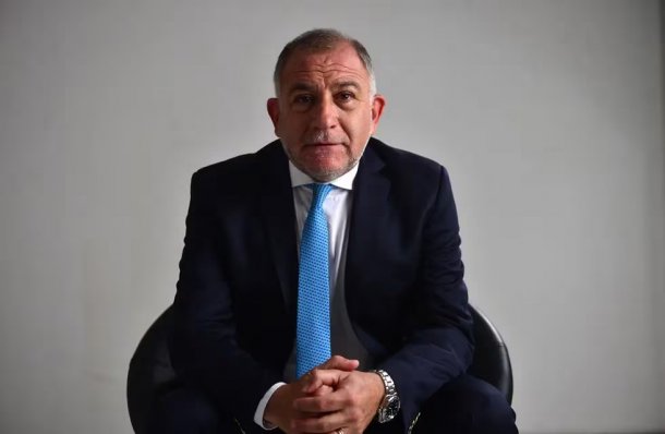 Luis Juez: "El peronismo acostumbró a la Argentina que la verdadera plata para gobernar va por debajo de la mesa"
