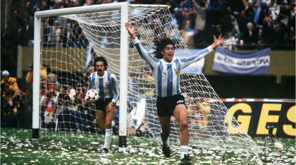 Mario Alberto Kempes: “Argentina es muy superior a España”