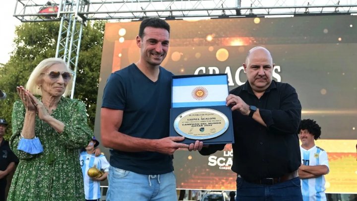 Daniel Quacquarini, intendente de Pujato: &quot;En el pueblo, Scaloni es uno más&quot;