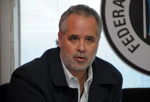 Alejandro Rodríguez: "El presidente somete a la Argentina al ´sarandeo´ institucional permanente"