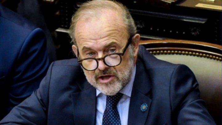 Eduardo Amadeo: &quot;El kirchnerismo vació las arcas del Banco Central. La Argentina era una empresa quebrada&quot;