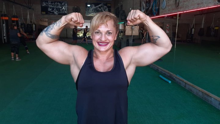 &quot;Locomotora&quot; Oliveras: &quot;Decidí retirarme después de 22 años de boxeo&quot;