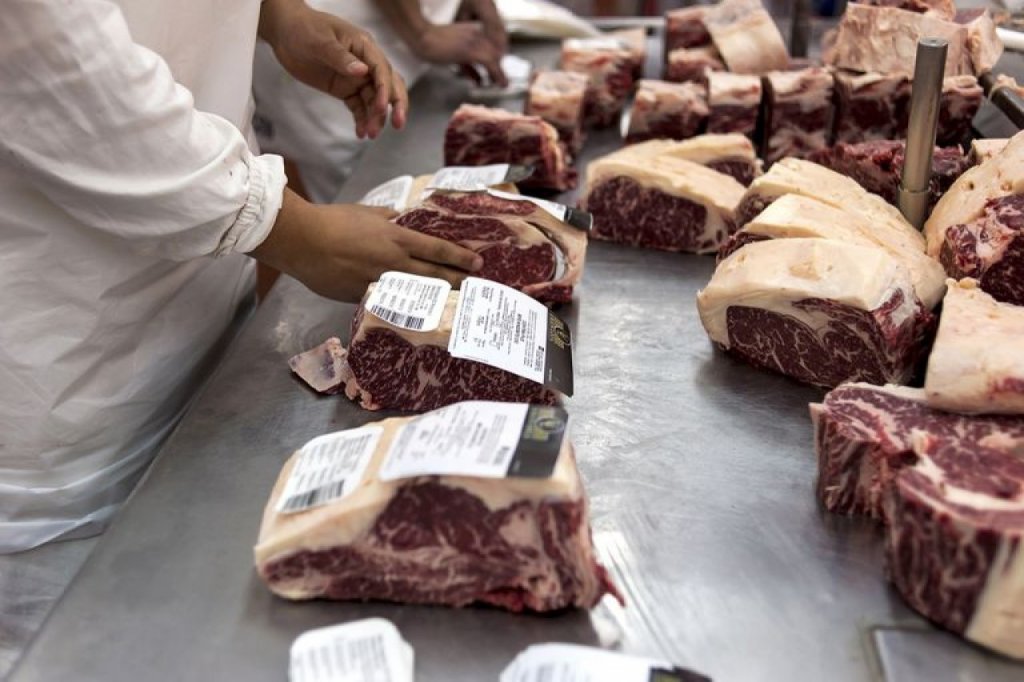 El Gobierno prohibirá la exportación de carne a empresas que incumplan con el abastecimiento interno