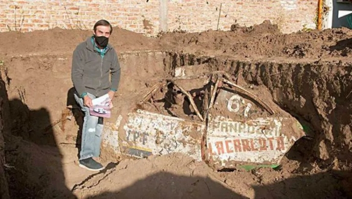 La Pampa: encontraron un auto de carrera enterrado 