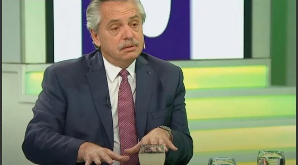 "El Presidente y sus pactos con el diablo"