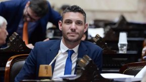 Dami&aacute;n Arabia: &ldquo;El kirchnerismo se ve perdido y acorralado&rdquo;
