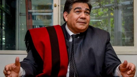 Mario Ishii dijo que no va a renunciar pero no supo explicar lo de la "falopa en las ambulancias"