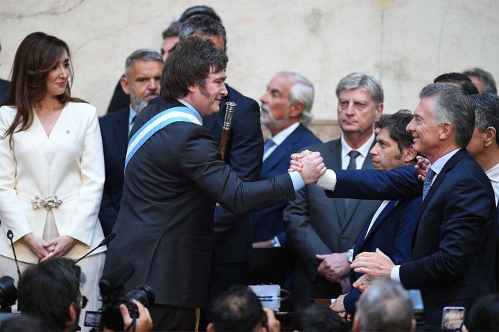 Anibal Urios: &quot;Milei y Macri pasan el peor momento desde que se conocen. No se entiende la interna del PJ en la provincia de Bs. As&quot;