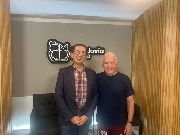Roger Li: "Taiwán es un país muy pequeño pero con mucho poder en términos de economía y tecnología"