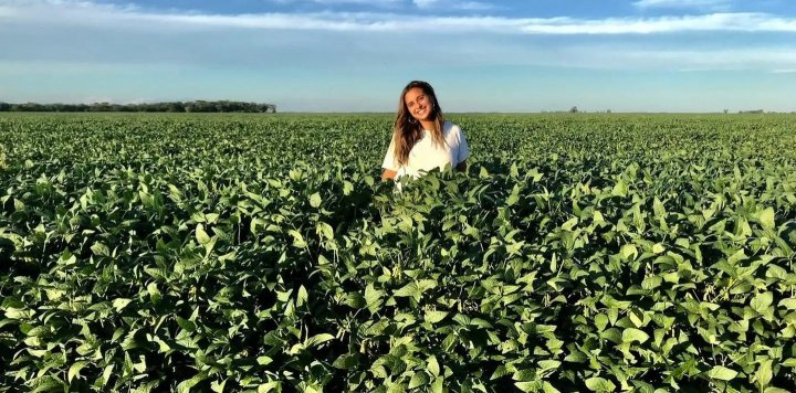 Ivana Vidal: &quot;La juventud tiene ganas de volver a vivir en el campo y trabajar los tambos&quot;