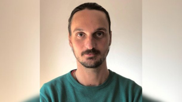 Dr. Andrés Luccisano: 