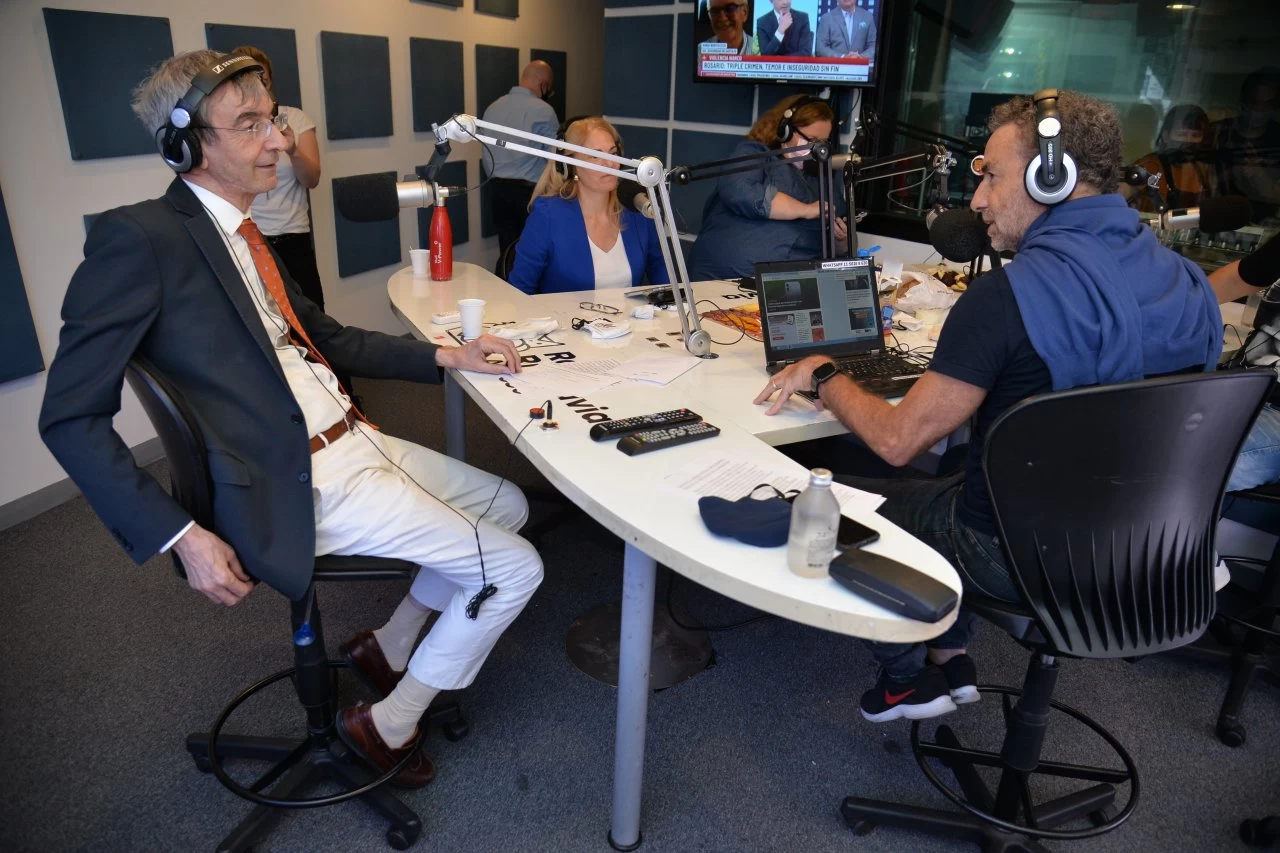 Reviví el pase entre Nelson Castro y Gustavo Noriega - Radio Rivadavia ...