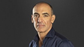 Mauricio Dayub: “Desde que escribo y guiono mis obras, subo al escenario a representarme a mí mismo”