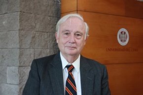 Andr&eacute;s Cisneros: "Estados Unidos no va a cambiar de posici&oacute;n, eso es mentira"