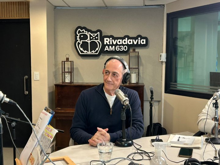 Un hist&oacute;rico locutor estuvo de visita en el estudio