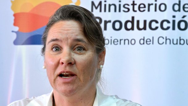 Laura Mirantes: "La lluvia apaciguó la situación pero el fuego no está controlado"