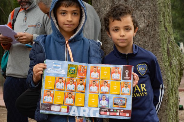 Creó una campaña para que chicos vulnerables coleccionen figuritas del Mundial: "Es inculcarle a nuestros hijos la donación"
